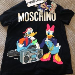 H&Moschino t-shirt